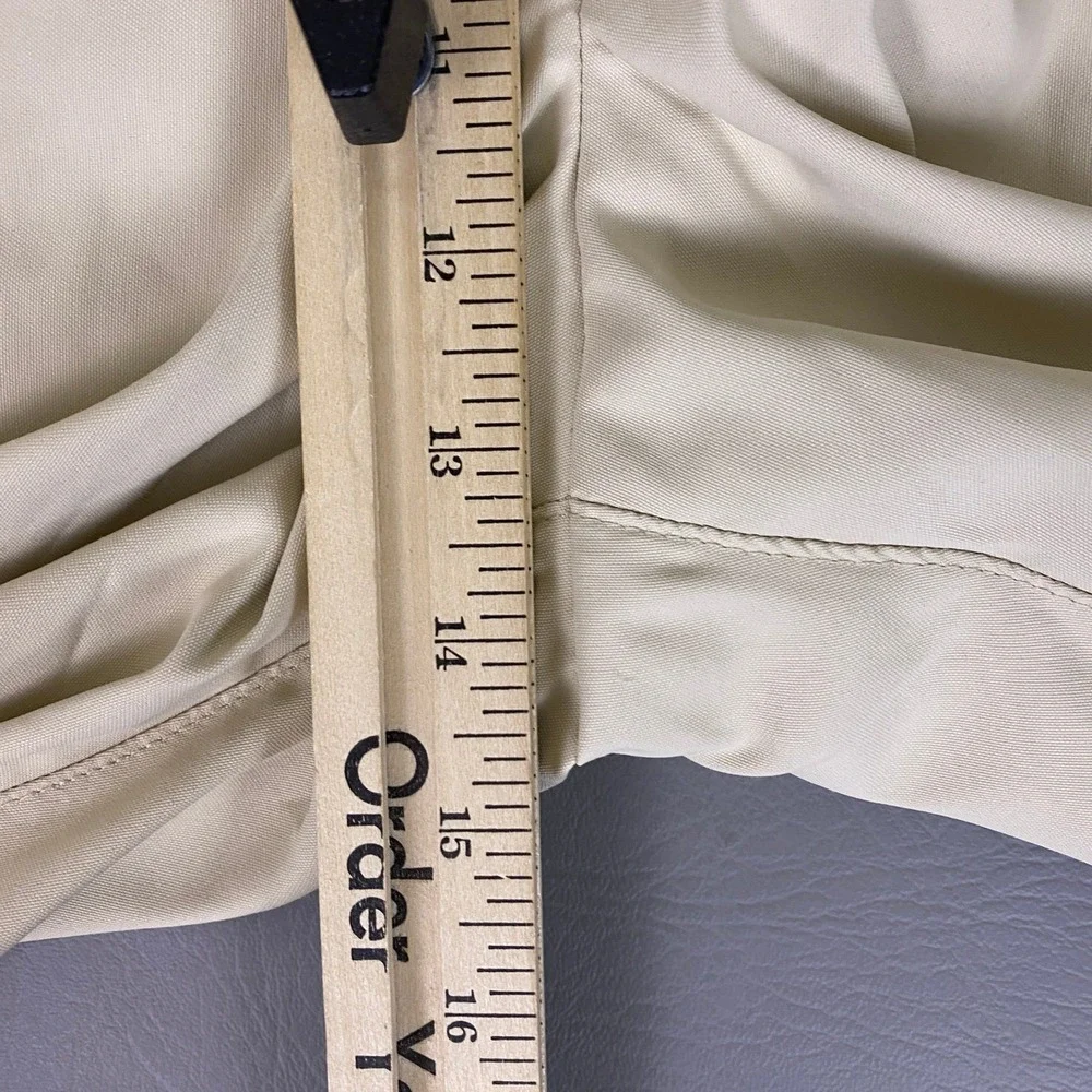 Snake Eyes Golf Shorts Mens Size 42 Khaki Beige Cool & Dry Performance New NWT**